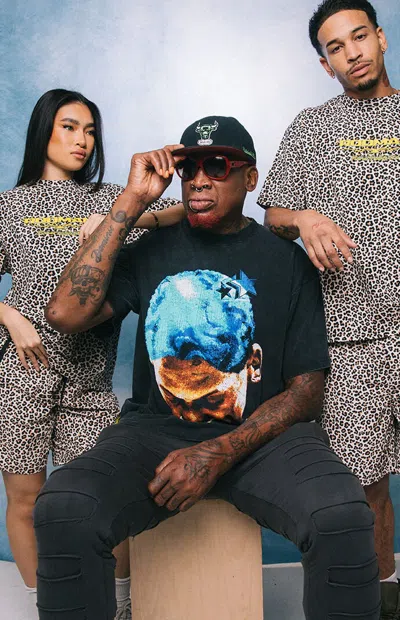 Rodman Brand Men's Star Globe T-shirt In Washed Black In Multi