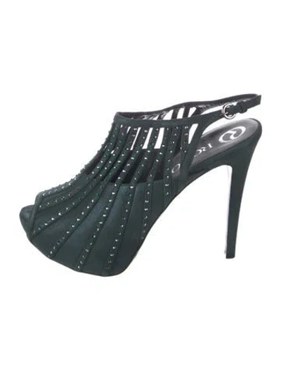 Pre-owned Rodo Suede Pumps In Green