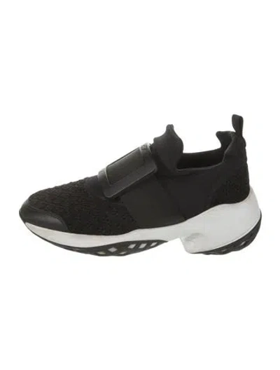 Pre-owned Roger Vivier Athletic Sneakers In Black