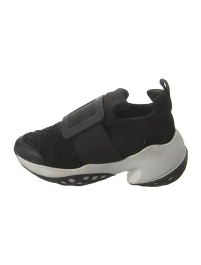 Pre-owned Roger Vivier Athletic Sneakers In Black