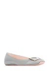 Roger Vivier 10mm Trompette Patent Leather Flats In Grey