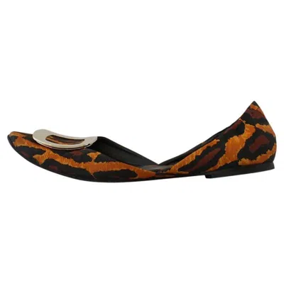 Pre-owned Roger Vivier Ballerina Flat Size 37 1/2 In Black