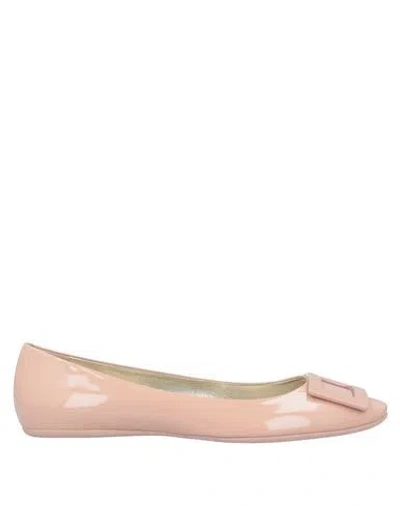 Roger Vivier Ballet Flats In Blush