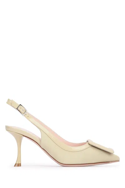 Roger Vivier Beige Pointed Toe Pumps In Sand