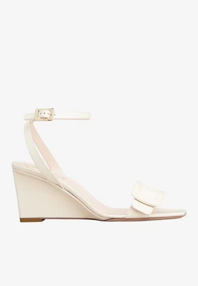 Roger Vivier Babies' Belle Vivier 60 Wedge Sandals In Patent Leather In White