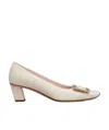 Roger Vivier Belle Vivier 45 Mother-of-pearl Buckle Pumps In Leather In Nude