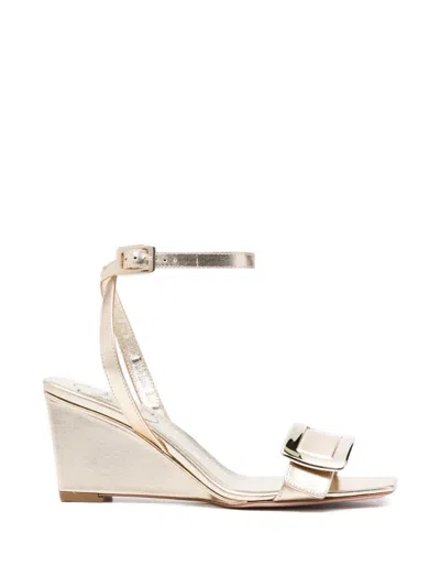 Roger Vivier Belle Vivier Mules In Gold