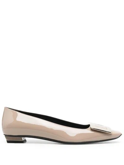 Roger Vivier Belle Vivier Patent-leather Ballet Flats In Beige