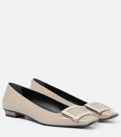 Roger Vivier Belle Vivier Square Button Flat Sole Shoes In Nude
