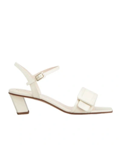 Roger Vivier 'belle Vivier' Sandals In White