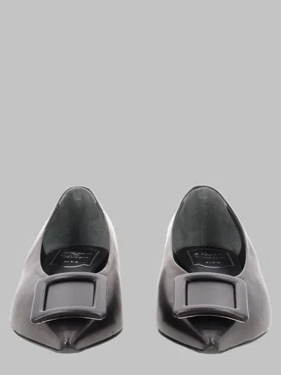 Roger Vivier Pointed-toe Leather Ballet Flat In Black