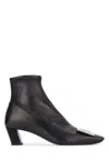 Roger Vivier Belle Vivier Leather Buckle Ankle Booties In Black