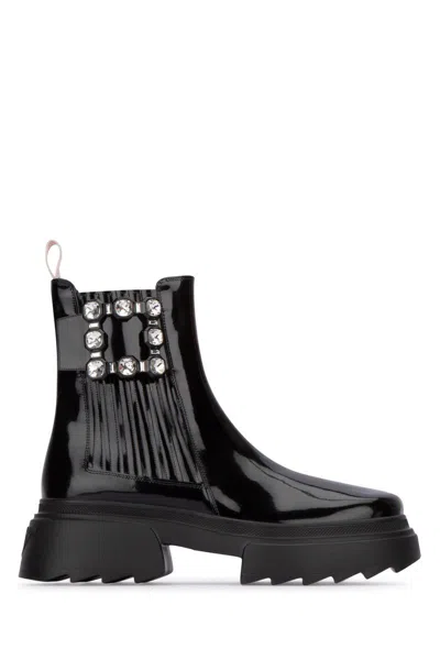 Roger Vivier Wallaviv Strass Buckle Leather Boots In Black