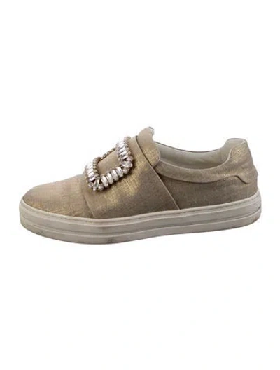 Pre-owned Roger Vivier Canvas Loafers In Gold