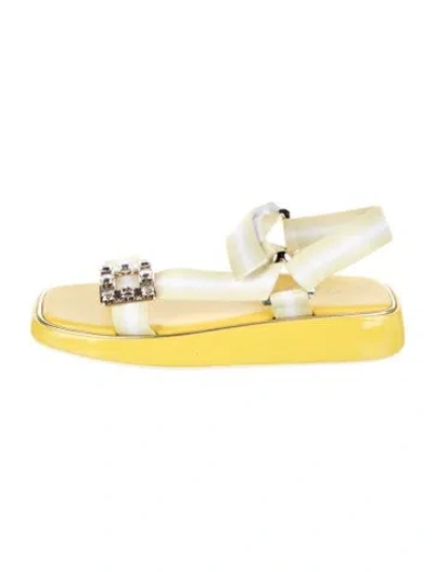 Pre-owned Roger Vivier Crystal Embellishments Slingback Sandals In Yellow