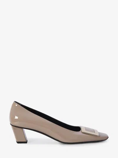 Roger Vivier Daino Belle Calf Leather Pumps In Brown