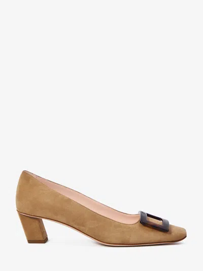 Roger Vivier Dcollet Slingback Belle Vivier In Beige