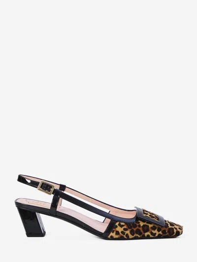 Roger Vivier Dcollet Slingback Belle Vivier Pony In Black
