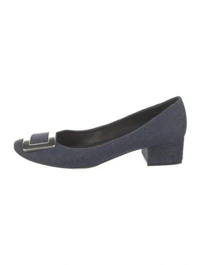 Pre-owned Roger Vivier Denim Crystal Embellishments Pumps In Blue