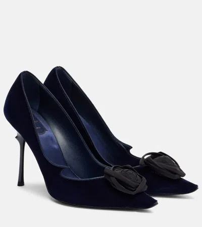Roger Vivier Epine Rose 100 Floral Velvet Pumps In Blue