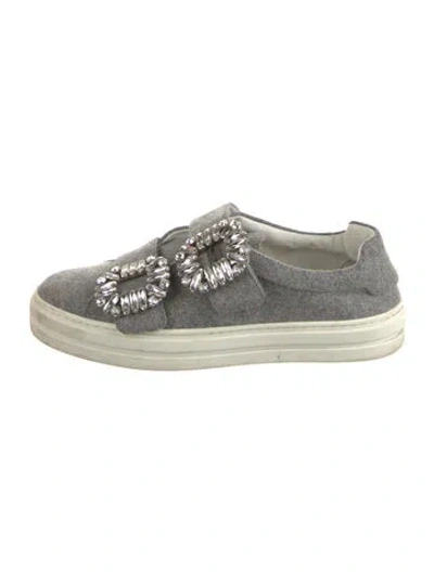 Pre-owned Roger Vivier Felt Crystal Embellishments Sneakers In Gray