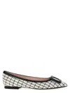 Roger Vivier 5mm Gommettine Bicolor Ballerina Flats In White/black