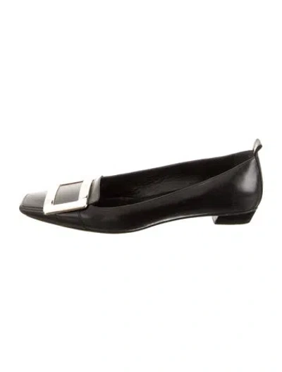 Pre-owned Roger Vivier Leather Ballet Flats In Black