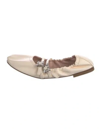 Pre-owned Roger Vivier Leather Ballet Flats In Neutral