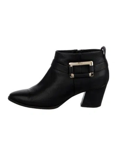 Pre-owned Roger Vivier Leather Boots In Black