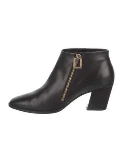 Pre-owned Roger Vivier Leather Boots In Black