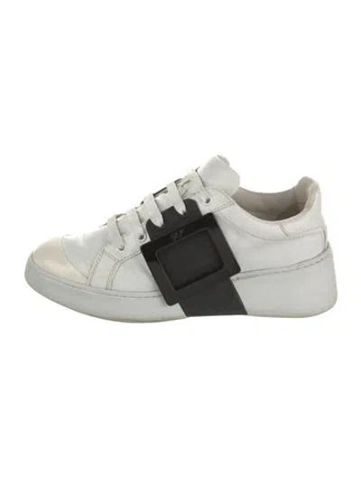 Pre-owned Roger Vivier Leather Colorblock Pattern Sneakers In White
