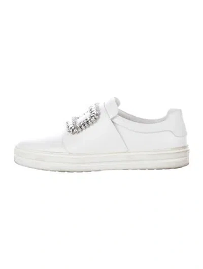 Pre-owned Roger Vivier Leather Crystal Embellishments Loafers In White
