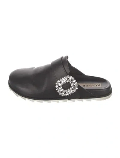 Pre-owned Roger Vivier Leather Crystal Embellishments Mules In Black
