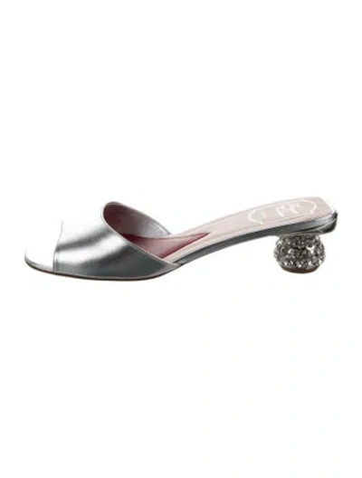 Pre-owned Roger Vivier Leather Crystal Embellishments Slides W/ Tags In Silver