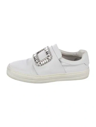 Pre-owned Roger Vivier Leather Crystal Embellishments Sneakers In White