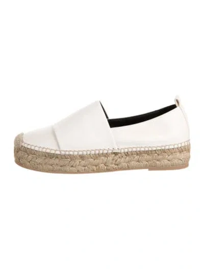 Pre-owned Roger Vivier Leather Espadrilles In Neutrals