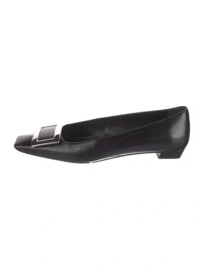 Pre-owned Roger Vivier Leather Flats In Black