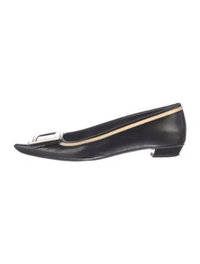 Pre-owned Roger Vivier Leather Flats In Multi