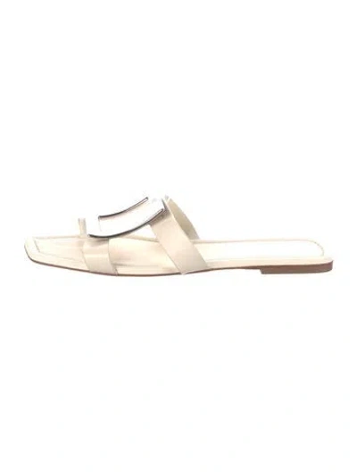 Pre-owned Roger Vivier Leather Flats In White