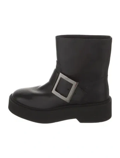 Pre-owned Roger Vivier Leather Moto Boots In Black