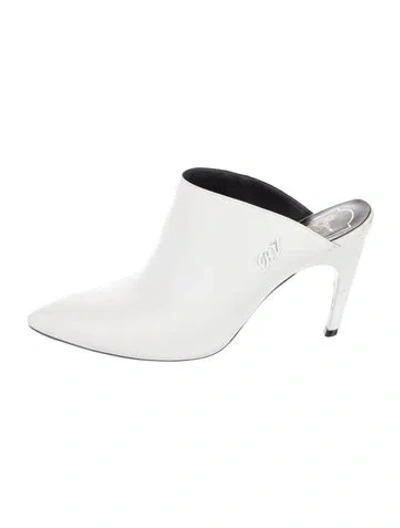 Pre-owned Roger Vivier Leather Mules In White