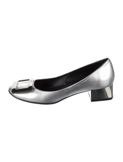Pre-owned Roger Vivier Leather Pumps