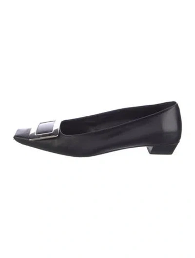 Pre-owned Roger Vivier Leather Pumps In Black