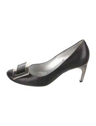 Pre-owned Roger Vivier Leather Pumps In Black