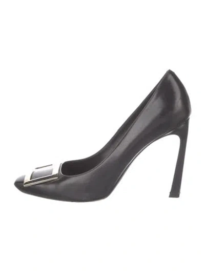 Pre-owned Roger Vivier Leather Pumps In Black