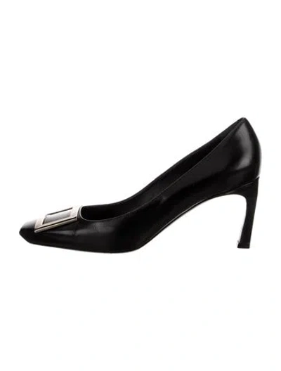 Pre-owned Roger Vivier Leather Pumps In Black