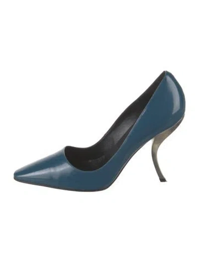 Pre-owned Roger Vivier Leather Pumps In Blue