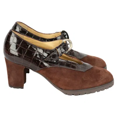 Pre-owned Roger Vivier Leather Shoes In Black