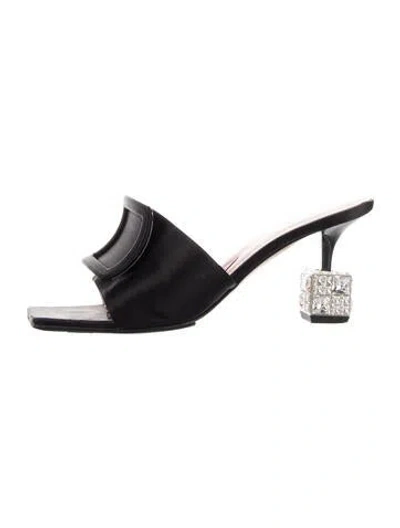 Pre-owned Roger Vivier Leather Slides In Black