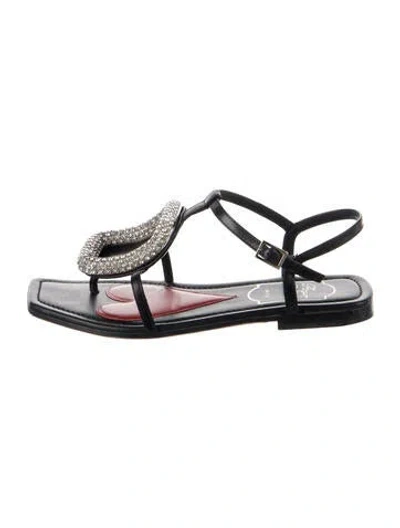 Pre-owned Roger Vivier Leather T-strap Sandals In Black